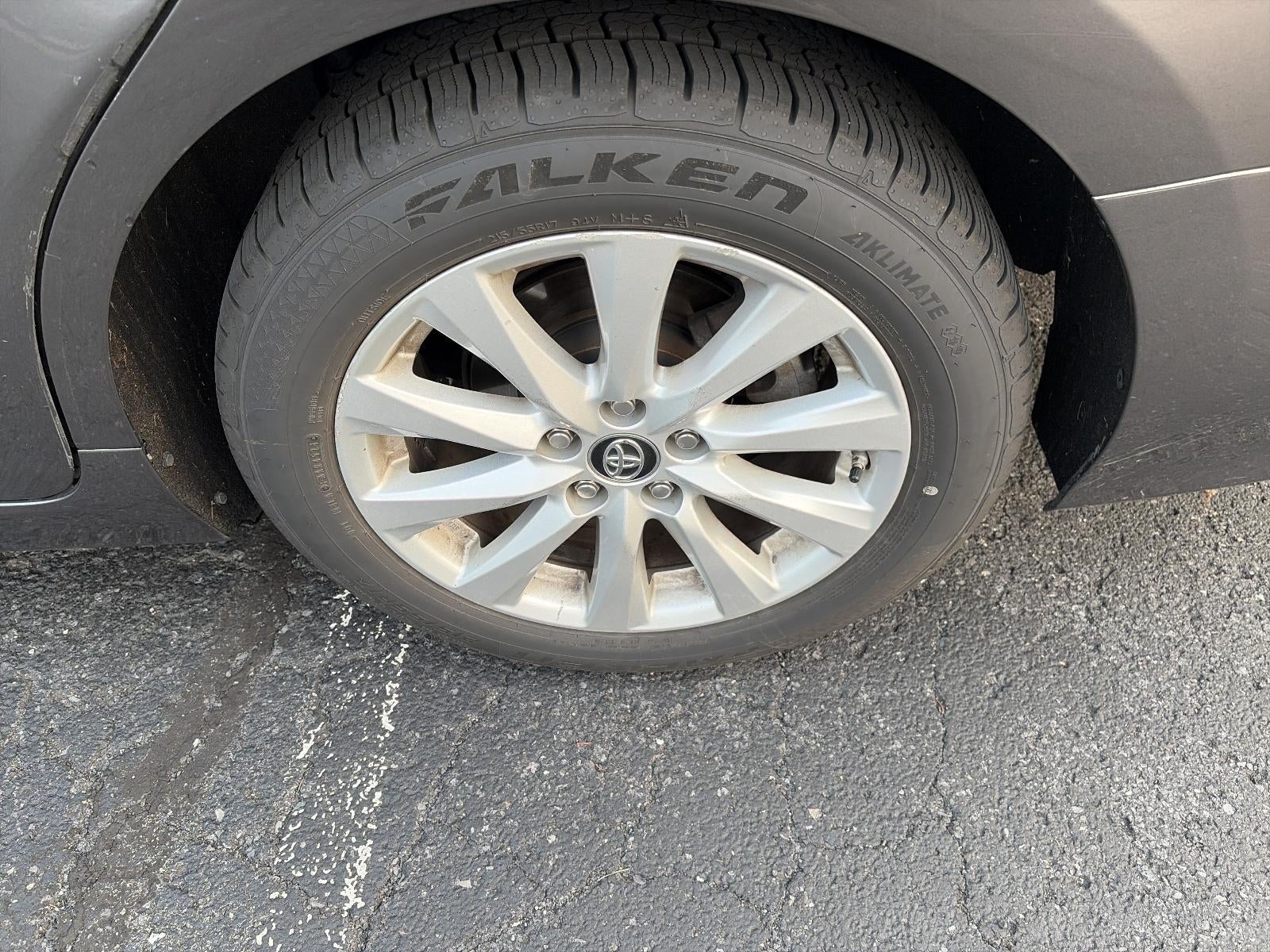 2019 Toyota Camry LE Auto (SE)
