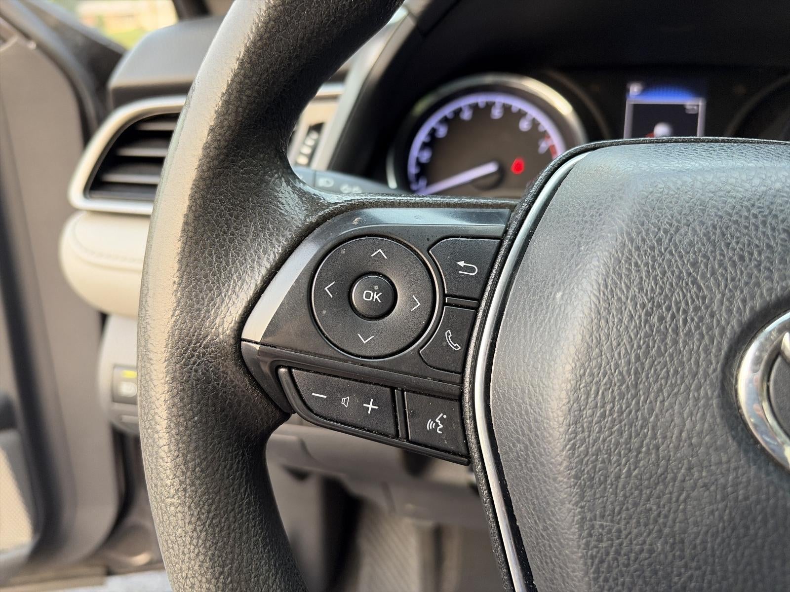 2019 Toyota Camry LE Auto (SE)