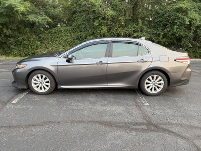 2019 Toyota Camry LE Auto (SE)