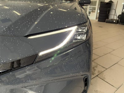 2025 Toyota Camry XSE AWD (Natl)