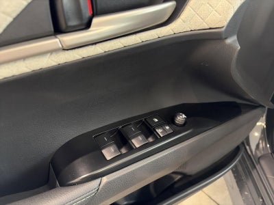 2025 Toyota Camry XSE AWD (Natl)