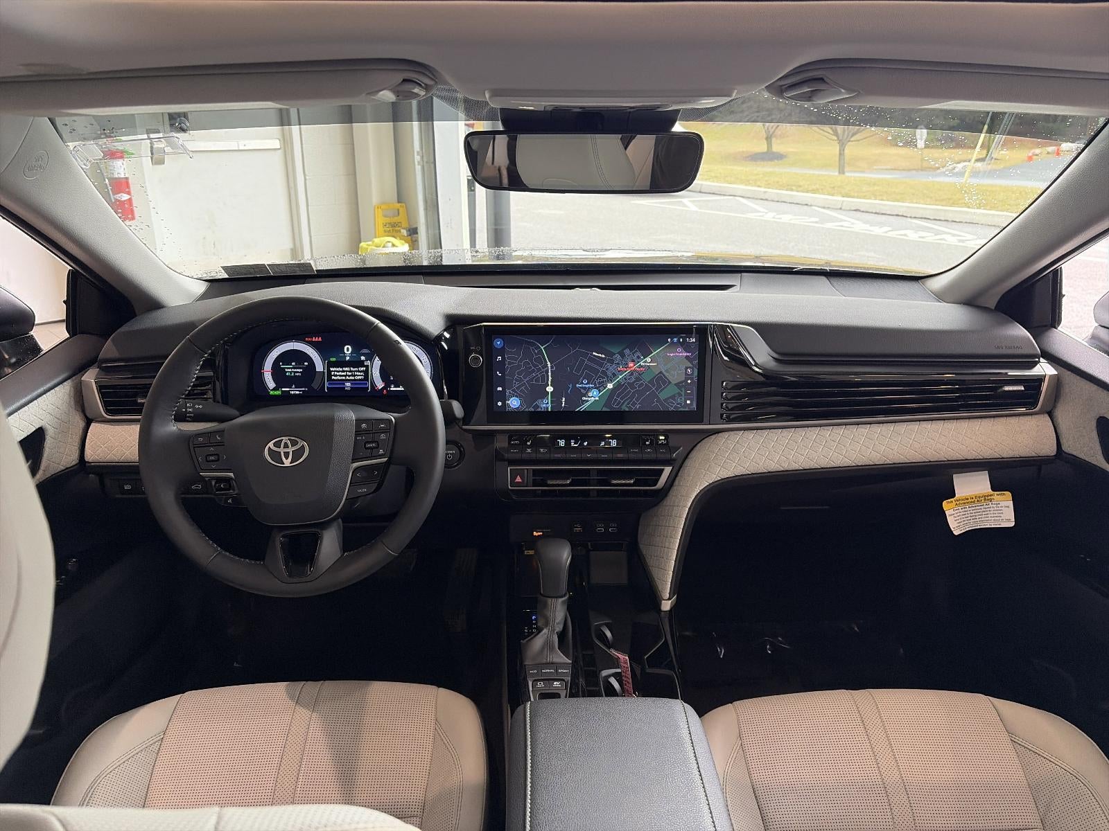 2025 Toyota Camry XSE AWD (Natl)