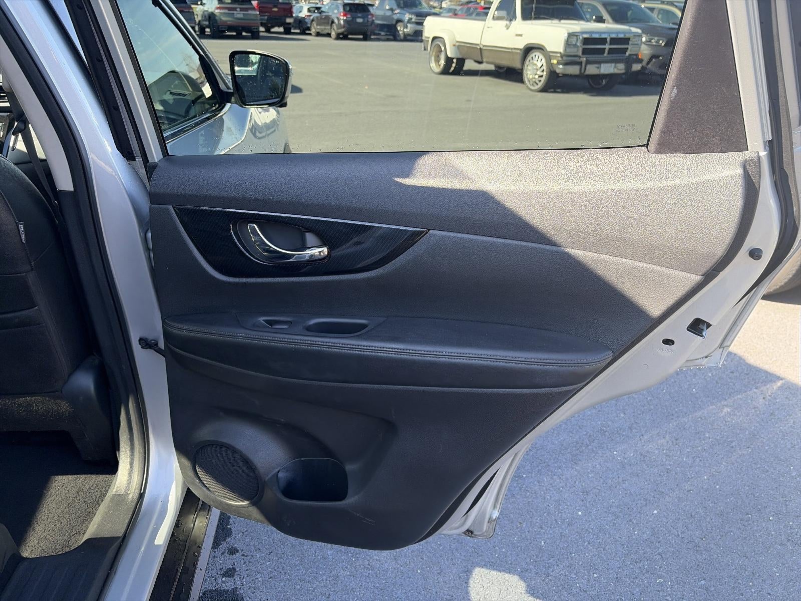 2020 Nissan Rogue FWD SL