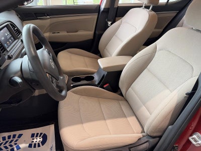 2018 Hyundai ELANTRA SEL 2.0L Auto