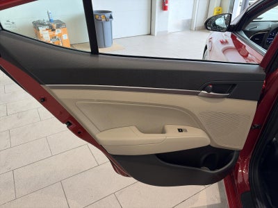 2018 Hyundai ELANTRA SEL 2.0L Auto