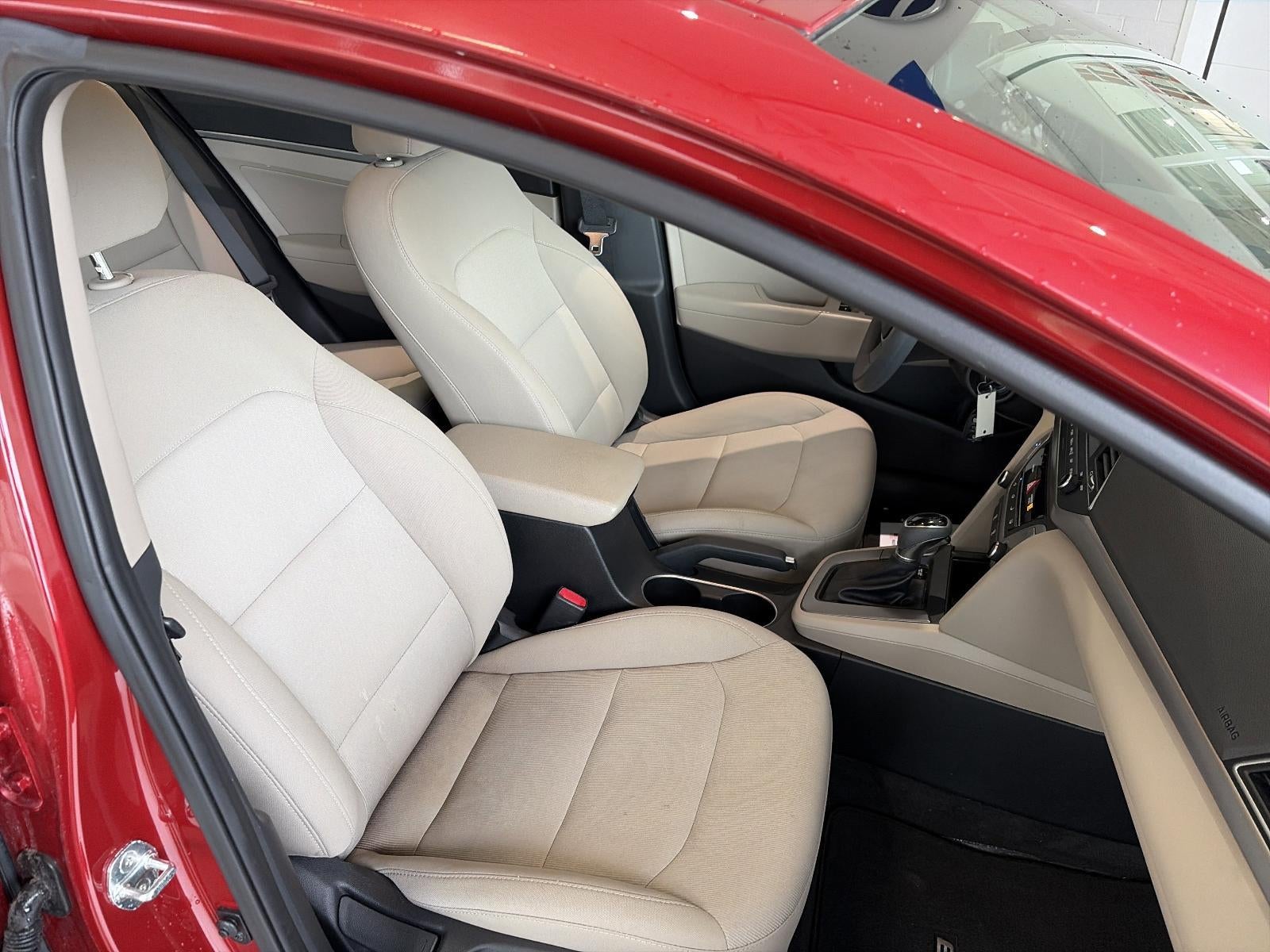 2018 Hyundai ELANTRA SEL 2.0L Auto