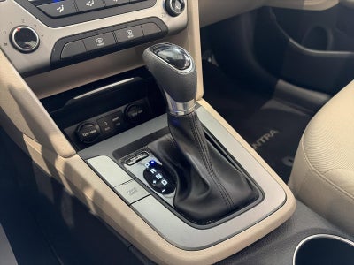 2018 Hyundai ELANTRA SEL 2.0L Auto