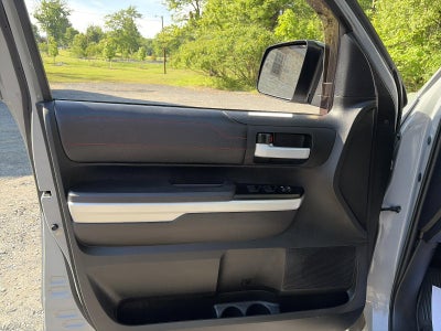 2017 Toyota Tundra 4WD 4WD TRD Pro CrewMax 5.5' Bed 5.7L (Natl)