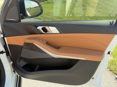 2022 BMW X7 xDrive40i Sports Activity Vehicle