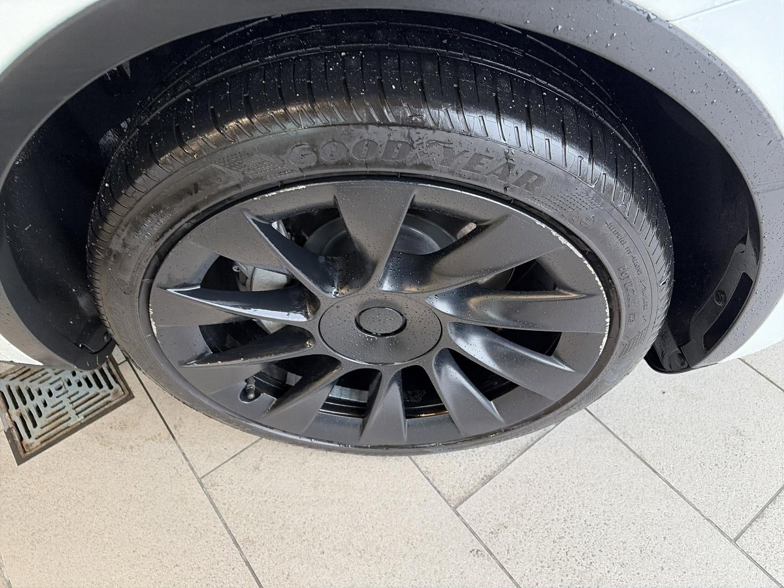 2023 Tesla Model Y AWD *Ltd Avail*