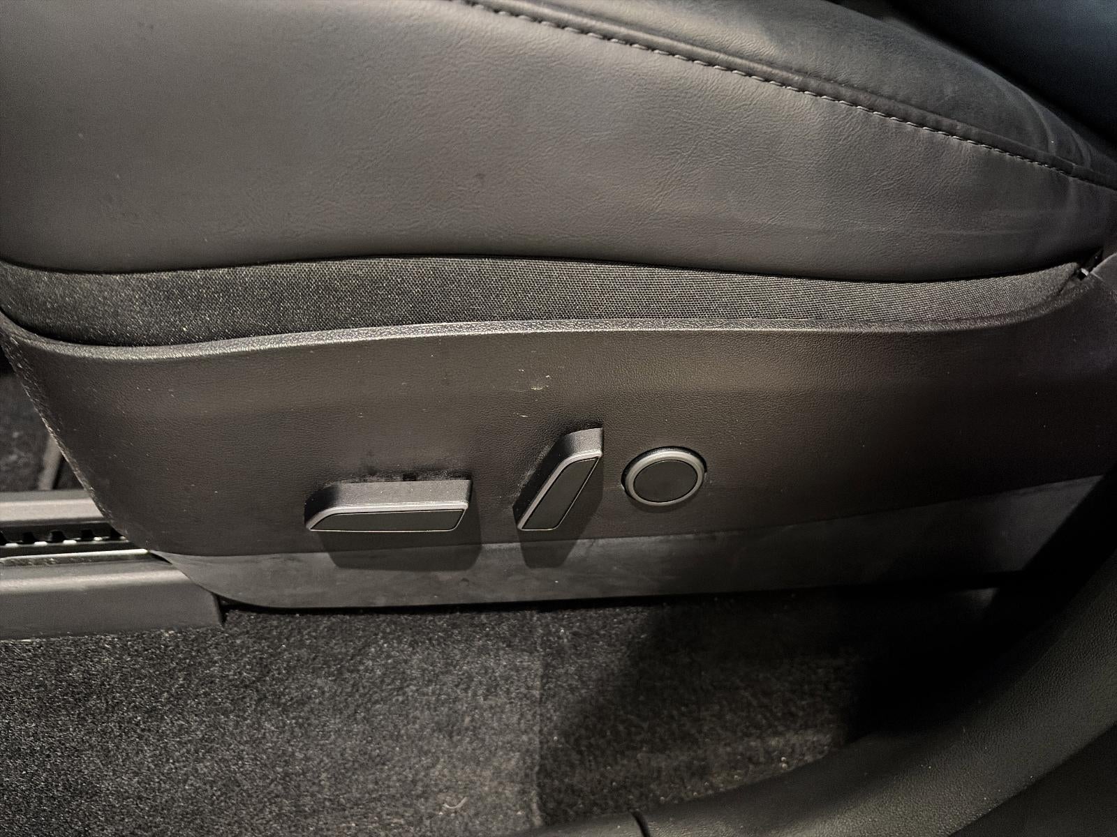 2023 Tesla Model Y AWD *Ltd Avail*