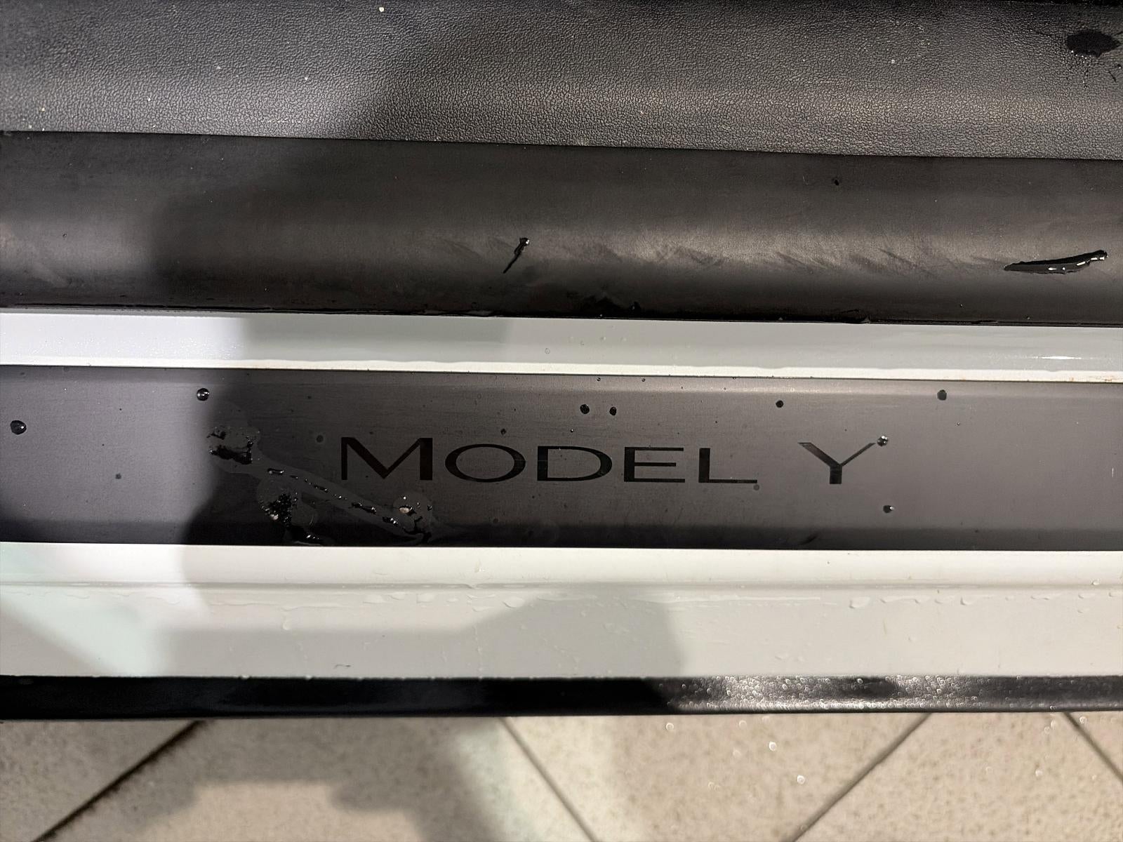 2023 Tesla Model Y AWD *Ltd Avail*