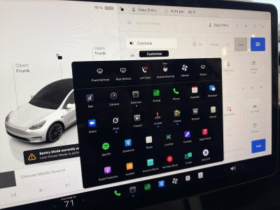 2023 Tesla Model Y AWD *Ltd Avail*