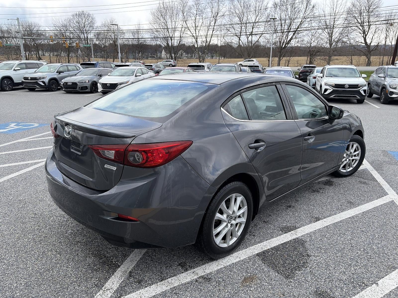 2014 Mazda Mazda3 4dr Sdn Man i Touring
