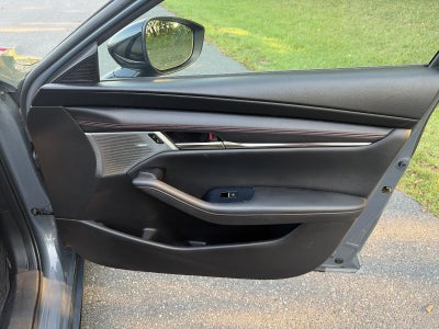2022 Mazda Mazda3 Hatchback Carbon Edition Auto FWD