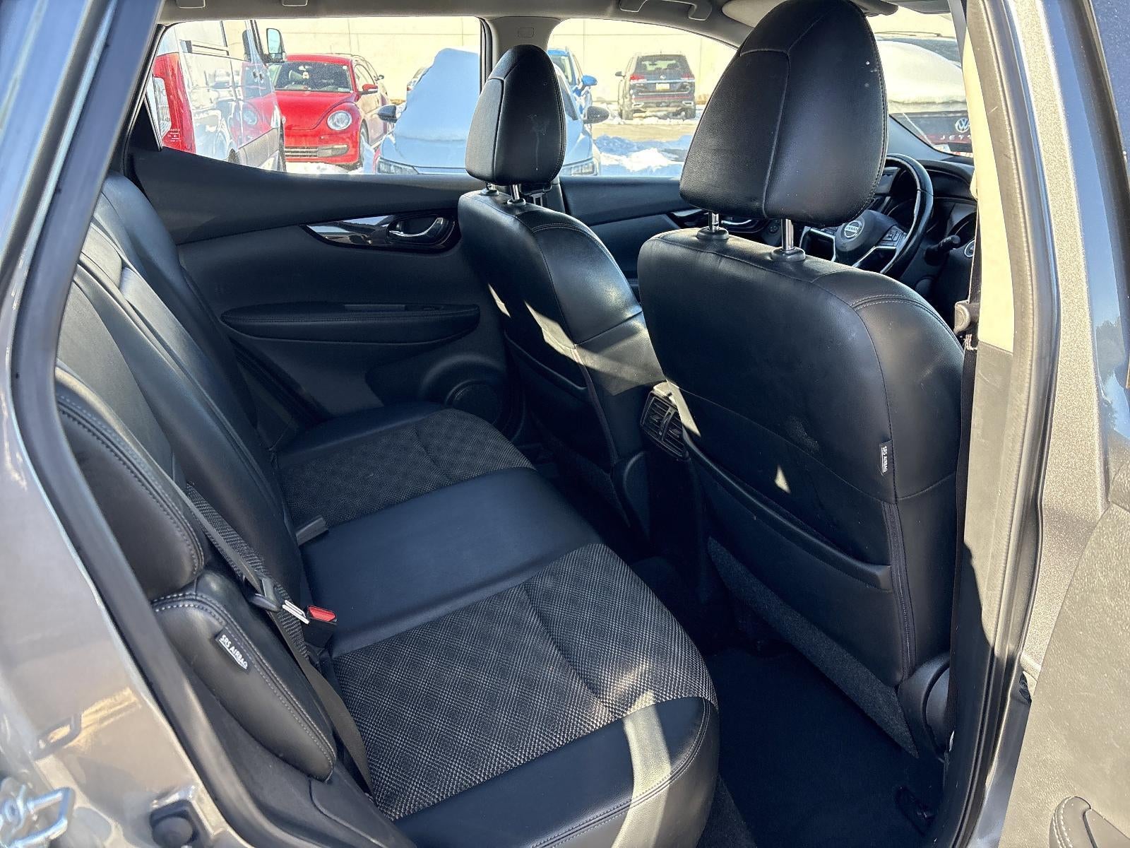 2022 Nissan Rogue Sport AWD SV