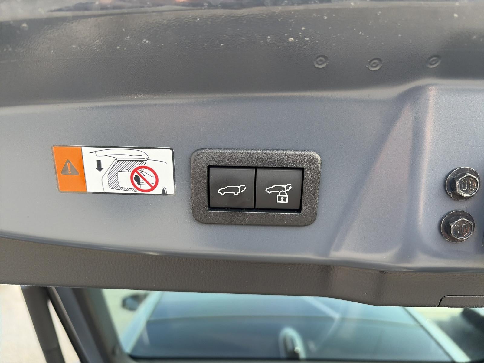 2026 Toyota Prius Limited AWD (Natl)