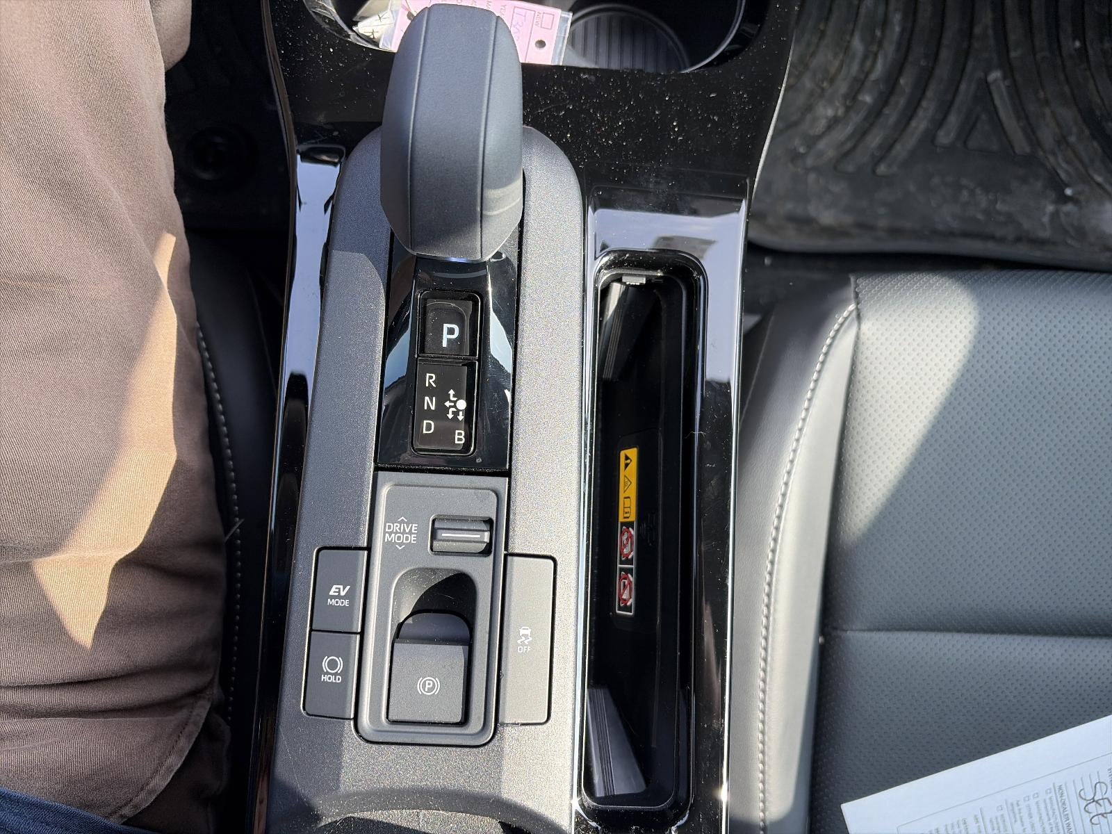 2026 Toyota Prius Limited AWD (Natl)