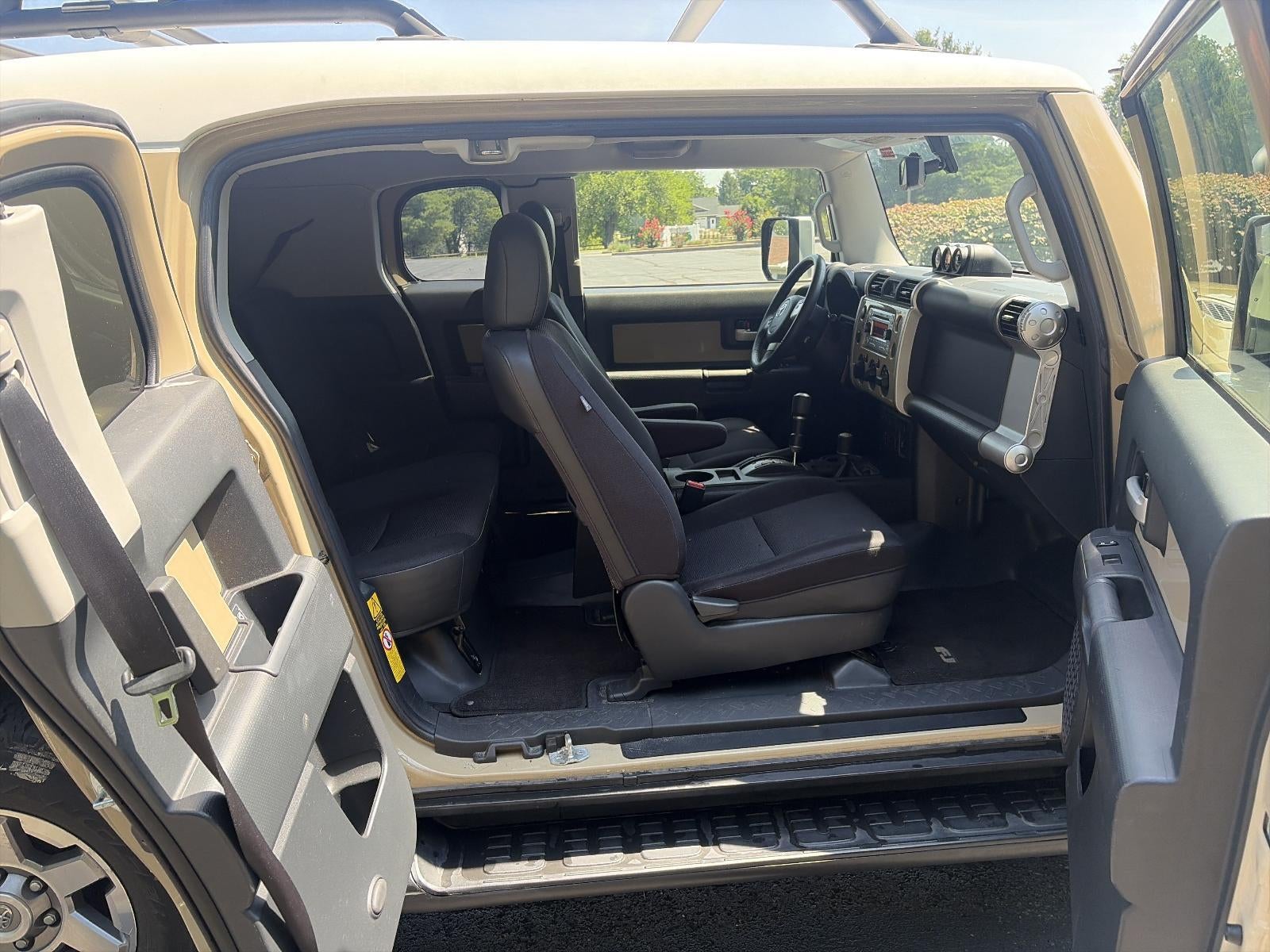 2014 Toyota FJ Cruiser 4WD 4dr Auto (Natl)