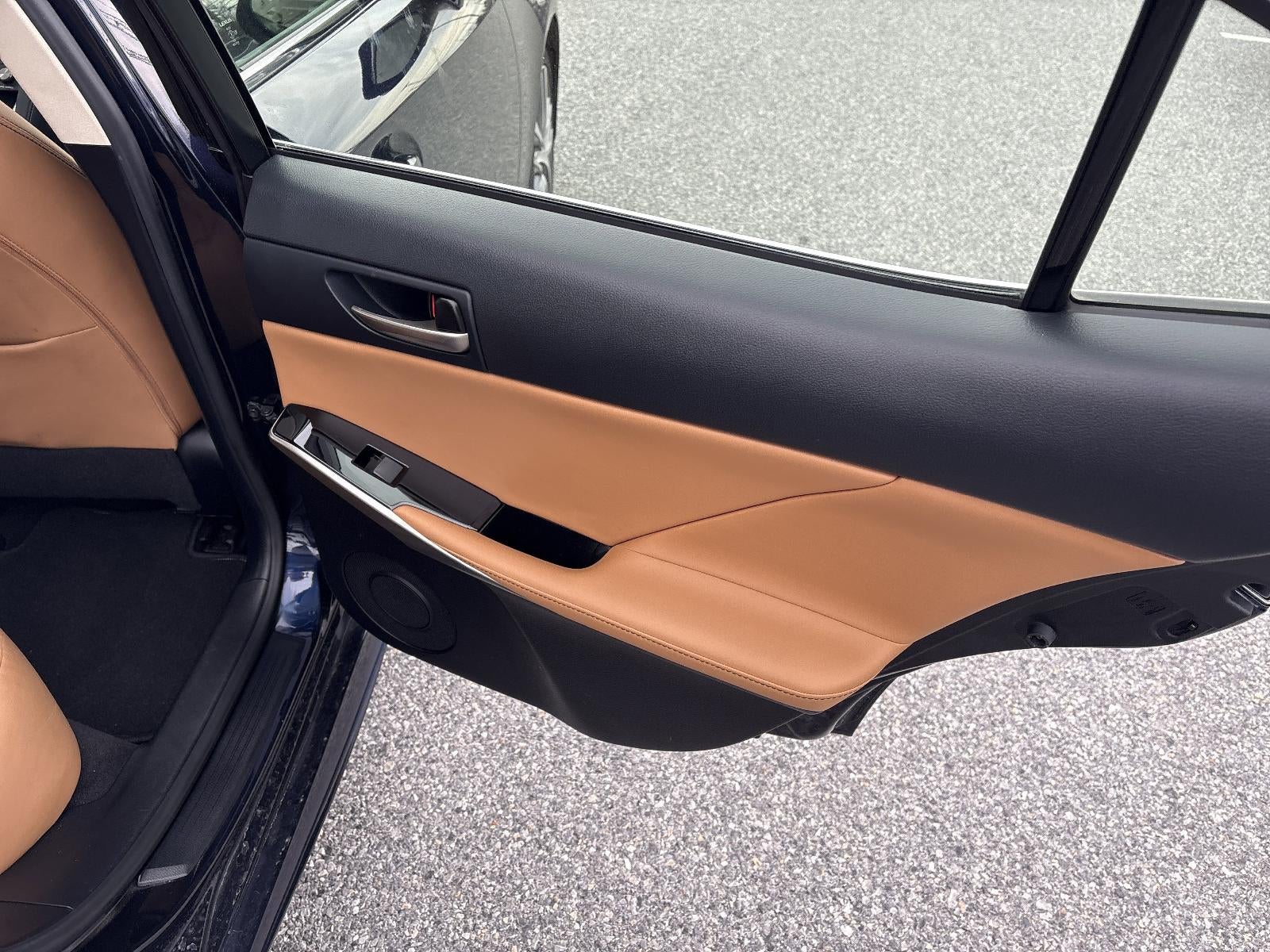 2019 Lexus IS 300 AWD