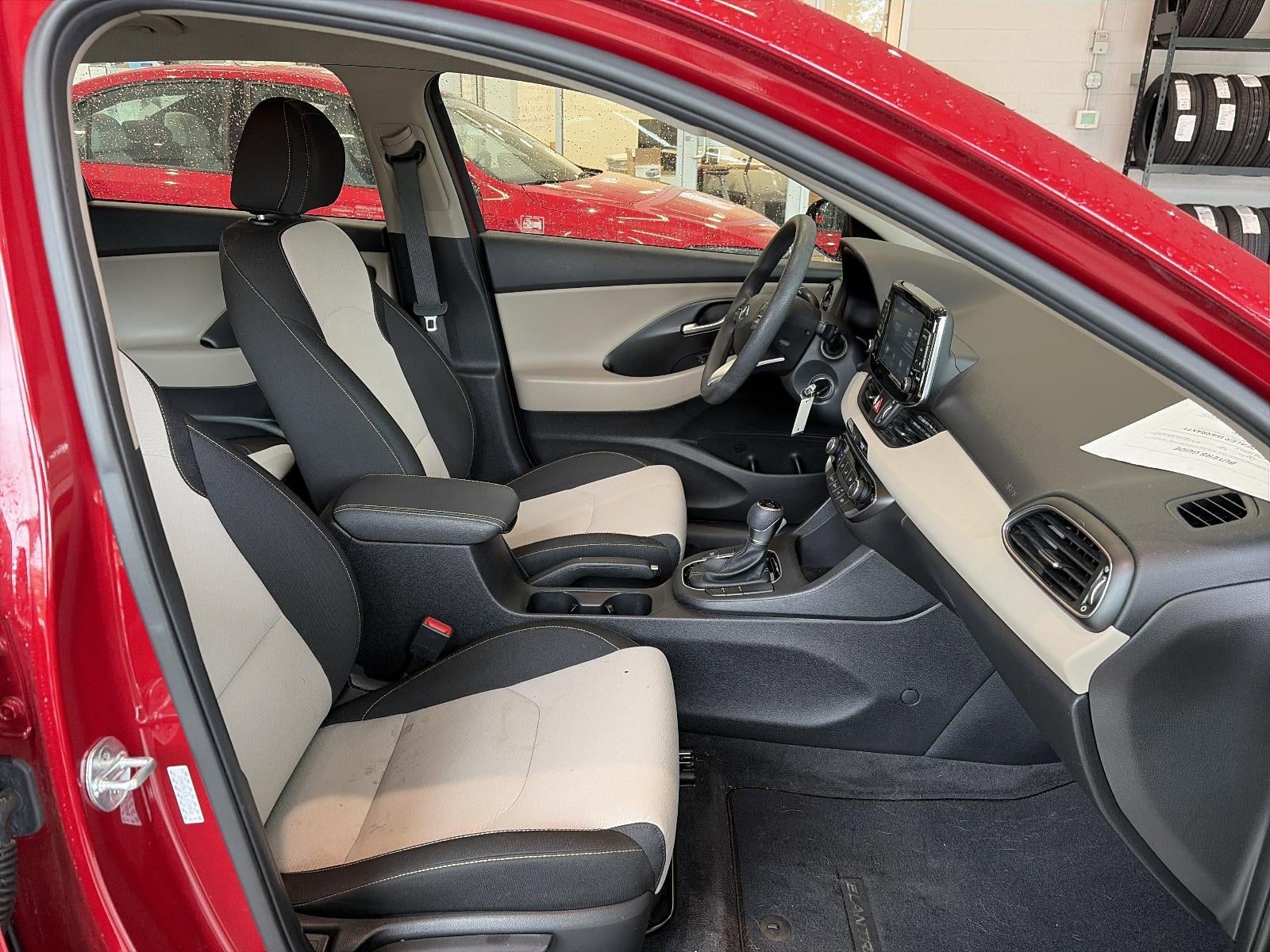 2020 Hyundai ELANTRA GT Auto
