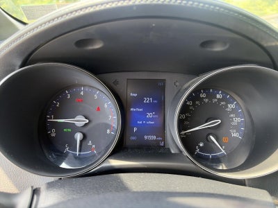 2018 Toyota C-HR XLE Premium FWD (Natl)