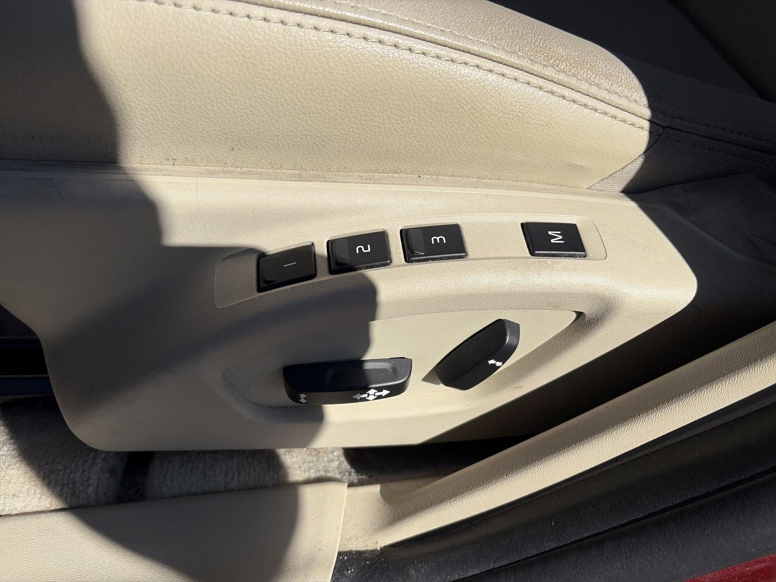 2015 Volvo S60 2015.5 4dr Sdn T5 Platinum AWD