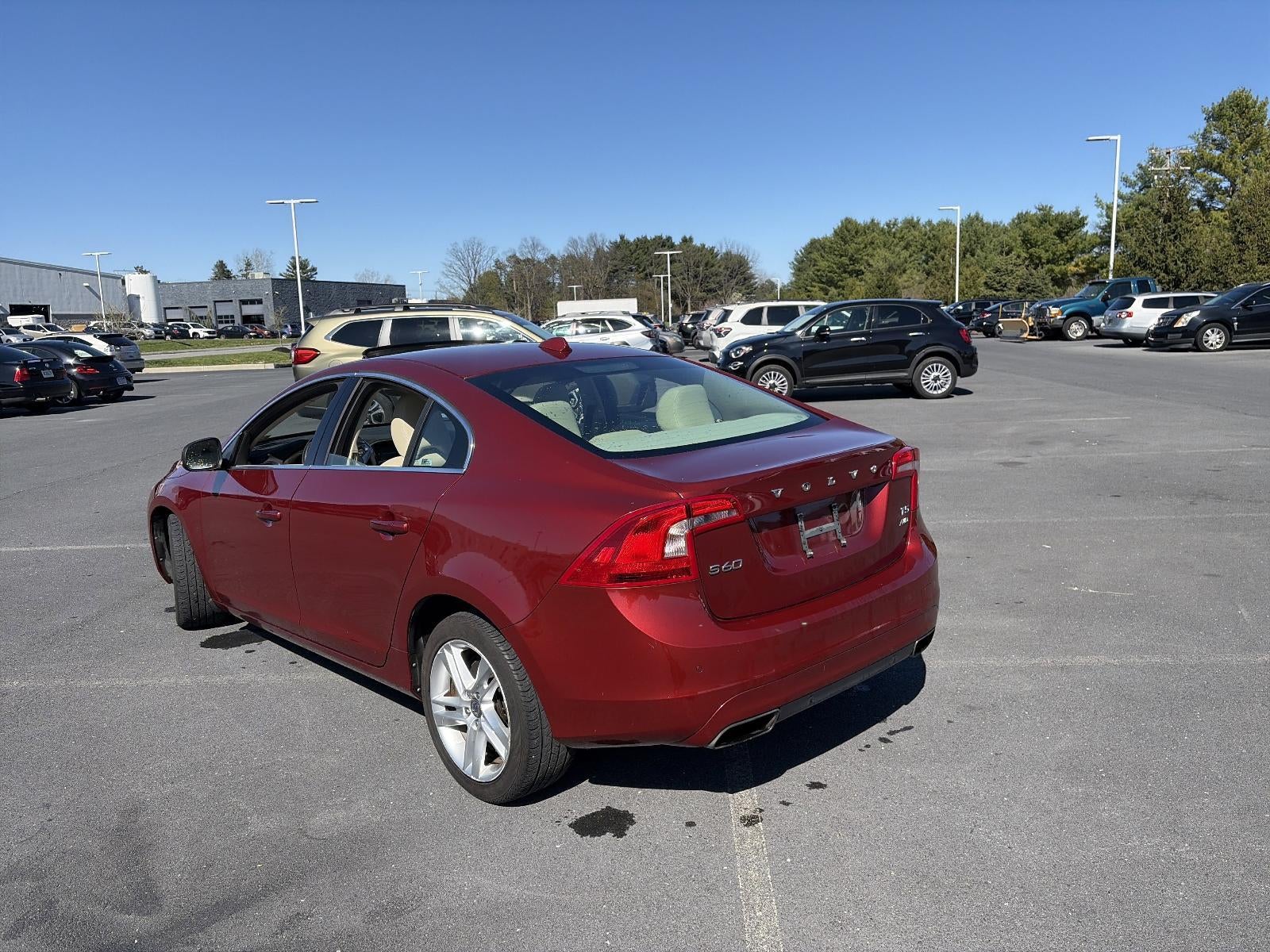2015 Volvo S60 2015.5 4dr Sdn T5 Platinum AWD