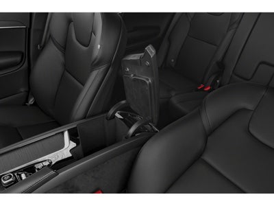 2020 Volvo XC90 T6 AWD Momentum 7 Passenger