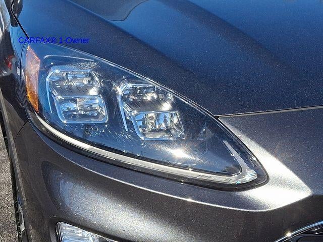 2020 Ford Escape Titanium Hybrid AWD