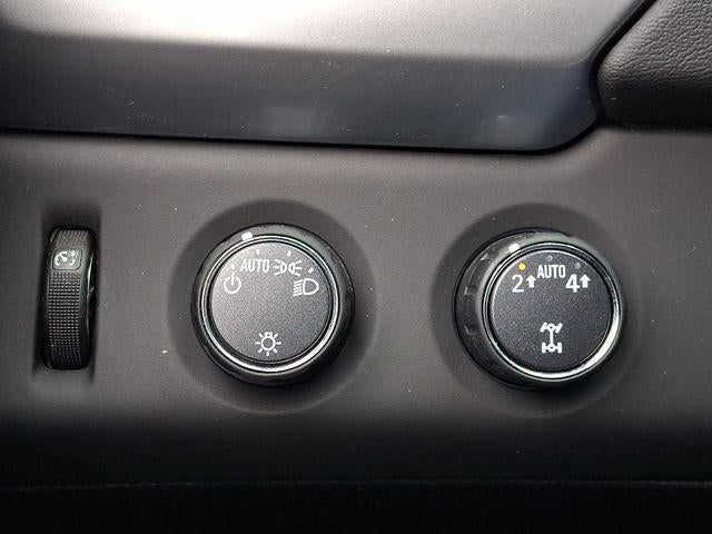 2019 Chevrolet Suburban 4WD 1500 LS