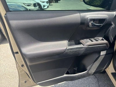 2019 Toyota Tacoma 4WD 4WD TRD Sport Double Cab 5' Bed V6 AT (Natl)