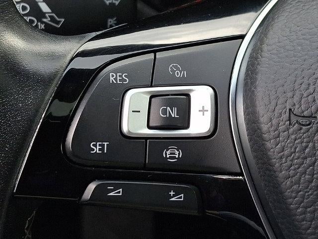 2019 Volkswagen Jetta R-Line Auto w/SULEV