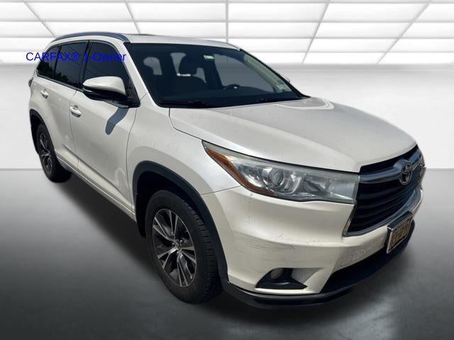 2016 Toyota Highlander AWD 4dr V6 XLE (Natl)