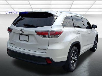 2016 Toyota Highlander AWD 4dr V6 XLE (Natl)