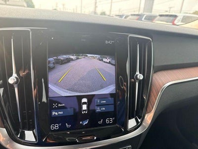 2021 Volvo S60 T5 AWD Momentum