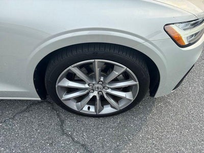 2021 Volvo S60 T5 AWD Momentum