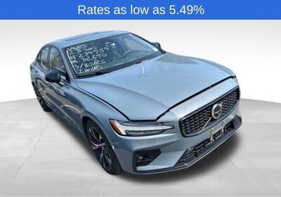 2023 Volvo S60 B5 AWD Core Dark Theme