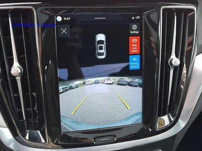 2023 Volvo S60 B5 AWD Core Dark Theme