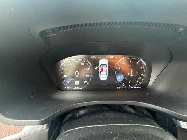 2022 Volvo S60 B5 AWD Momentum