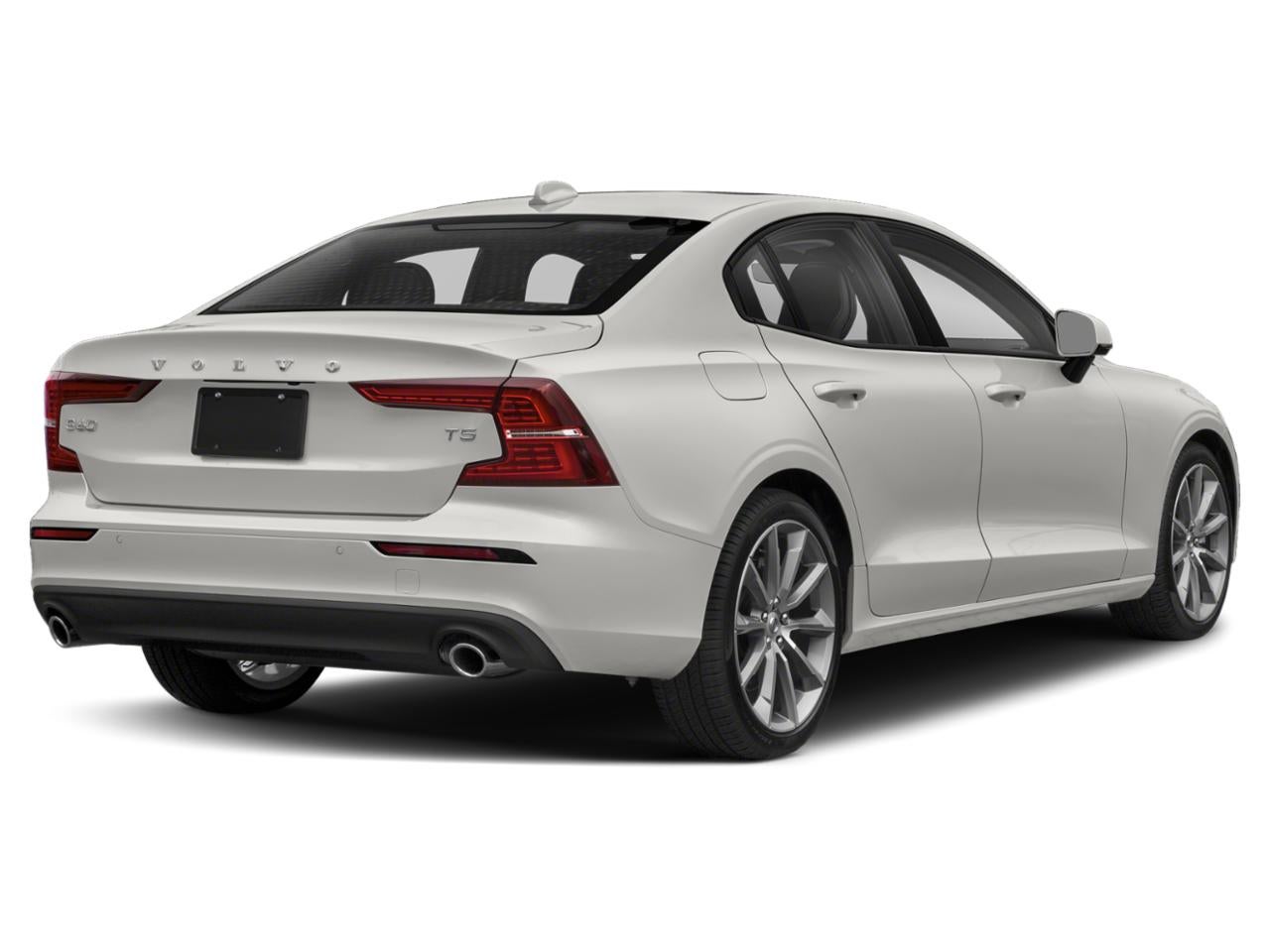 2022 Volvo S60 B5 AWD Momentum