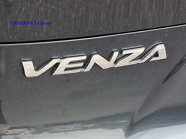 2022 Toyota Venza LE AWD (GS)