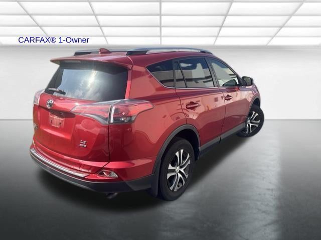 2017 Toyota RAV4 LE AWD (Natl)