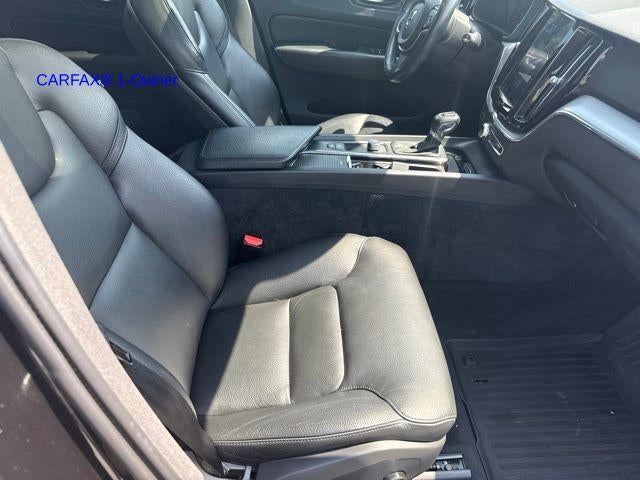 2018 Volvo XC60 T5 AWD Momentum