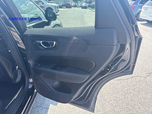 2018 Volvo XC60 T5 AWD Momentum