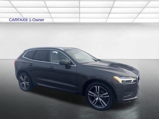 2018 Volvo XC60 T5 AWD Momentum