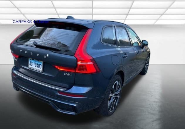 2023 Volvo XC60 B6 AWD Ultimate Dark Theme