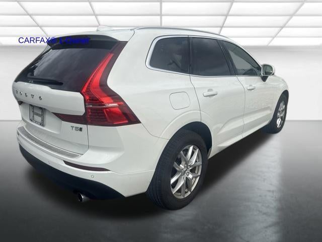 2021 Volvo XC60 T5 AWD Momentum