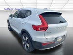 2020 Volvo XC40 T5 AWD Momentum