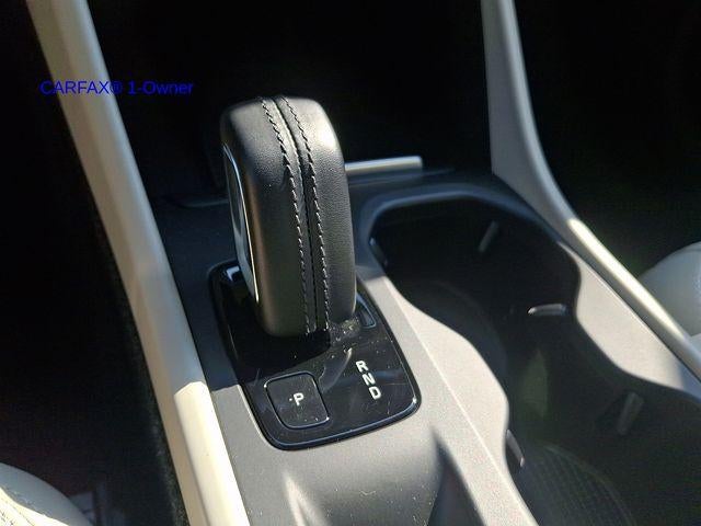 2019 Volvo XC40 T5 AWD Momentum